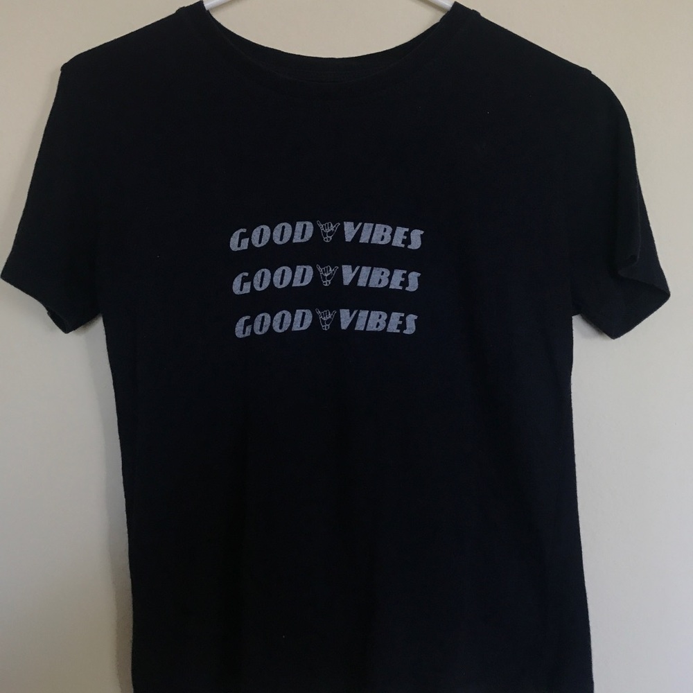 Brandy Melville t shirt